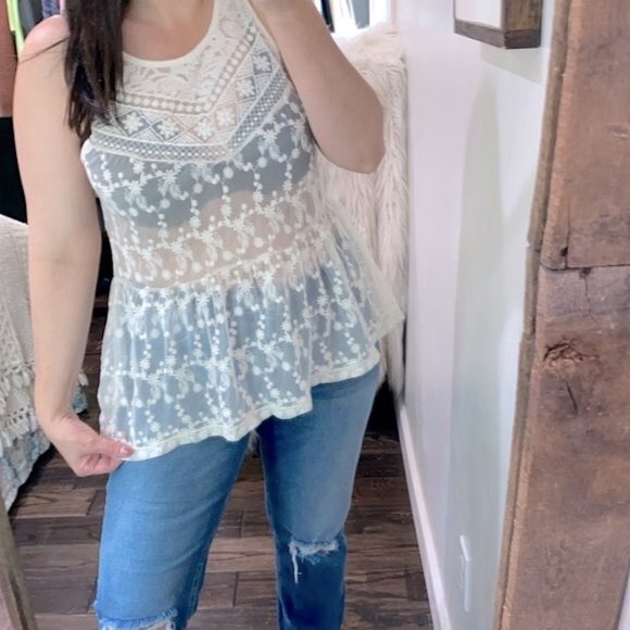Express ivory color lacey boho top size medium - Picture 2 of 7